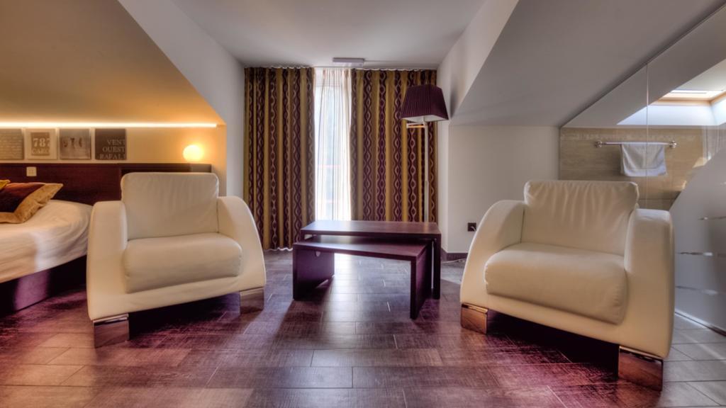 Apparthotel Belle Vue La Louvière Dış mekan fotoğraf