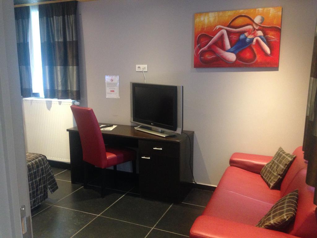 Apparthotel Belle Vue La Louvière Dış mekan fotoğraf